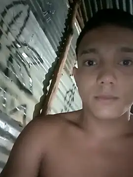 Snapshot of tayson_ chatting on 02-28-25, 11:14 tayson online show from 02-28-25, 11:14