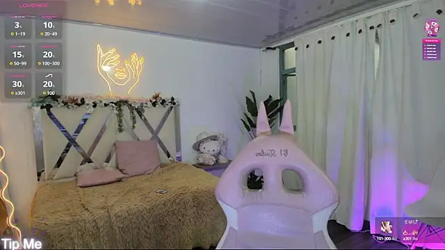 Snapshot of Jazmin_tay chatting on 01-09-25, 10:20 Jazmin tay online show from 01-09-25, 10:20