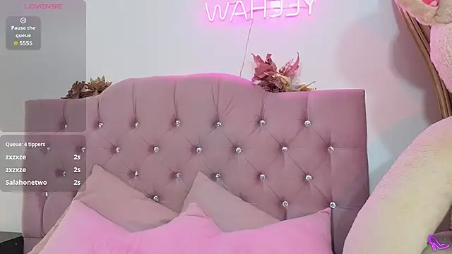 Snapshot of Jazmin_tay chatting on 02-11-25, 01:41 Jazmin tay online show from 02-11-25, 01:41