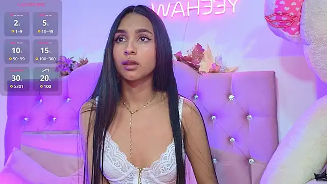 Snapshot of Jazmin_tay chatting on 02-22-25, 01:44 Jazmin tay online show from 02-22-25, 01:44