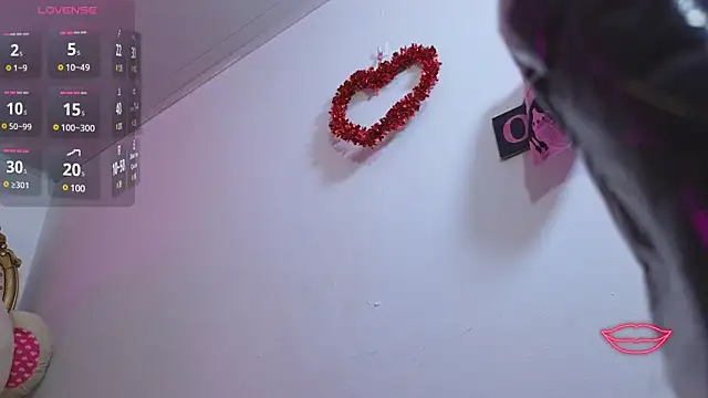 Snapshot of Jazmin_tay chatting on 03-10-25, 10:24 Jazmin tay online show from 03-10-25, 10:24