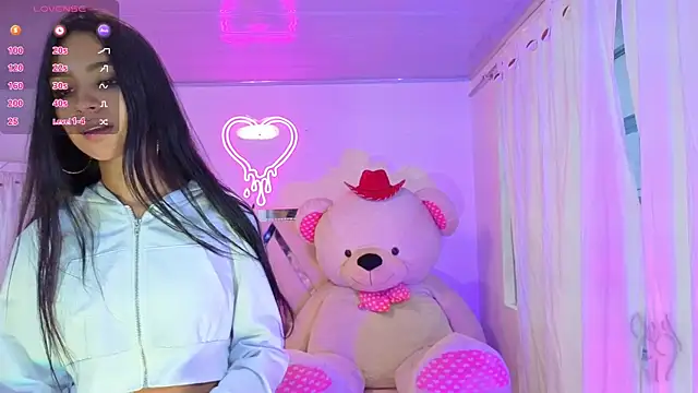 Snapshot of Jazmin_tay chatting on 09-29-25, 11:48 Jazmin tay online show from 09-29-25, 11:48