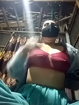 Snapshot of HenaAra chatting on 01-29-25, 04:52 HenaAra online show from 01-29-25, 04:52