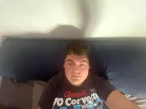 Snapshot of Joise88 chatting on 11-17-25, 12:22 Joise88 online show from 11-17-25, 12:22