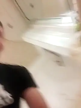 Snapshot of hoot_denis28 chatting on 01-01-25, 03:02 hoot denis28 online show from 01-01-25, 03:02