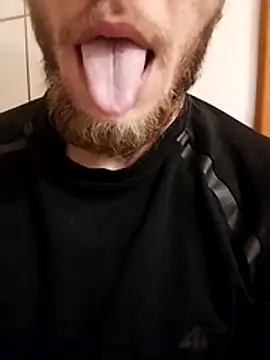 Snapshot of hoot_denis28 chatting on 01-10-25, 01:41 hoot denis28 online show from 01-10-25, 01:41