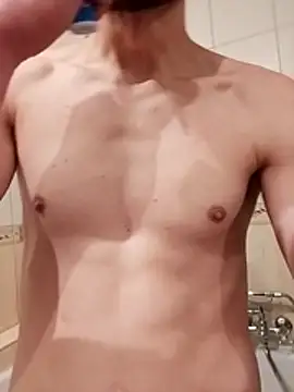 Snapshot of hoot_denis28 chatting on 01-11-25, 09:47 hoot denis28 online show from 01-11-25, 09:47