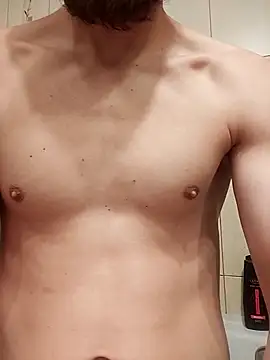 Snapshot of hoot_denis28 chatting on 02-16-25, 03:15 hoot denis28 online show from 02-16-25, 03:15