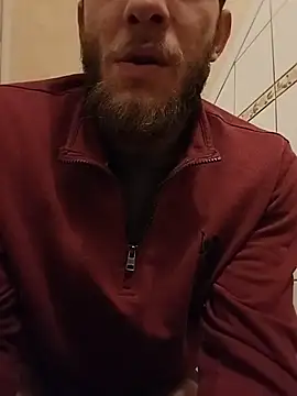 Snapshot of hoot_denis28 chatting on 12-14-25, 07:40 hoot denis28 online show from 12-14-25, 07:40