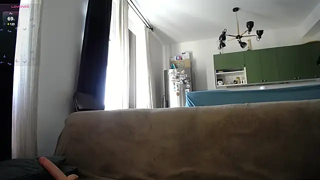 Blond Woman online show from 02-19-25, 09:28