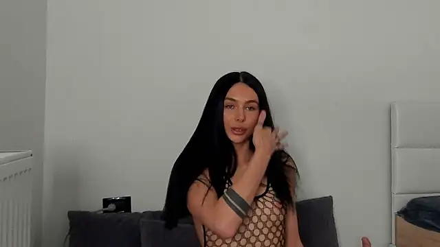 IvyKaelani online show from 02-12-25, 04:11