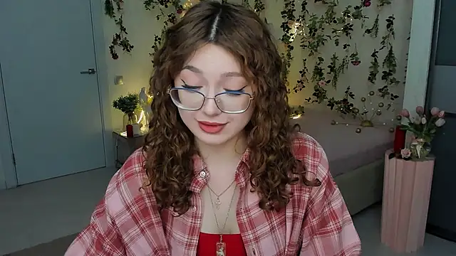 SereneFlame online show from 02-09-26, 04:11