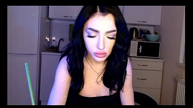 Snapshot of NancyLovee_ chatting on 12-04-24, 09:46 NancyLovee online show from 12-04-24, 09:46