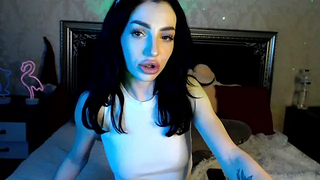 Snapshot of NancyLovee_ chatting on 12-21-24, 01:58 NancyLovee online show from 12-21-24, 01:58