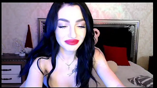 Snapshot of NancyLovee_ chatting on 01-05-25, 05:20 NancyLovee online show from 01-05-25, 05:20