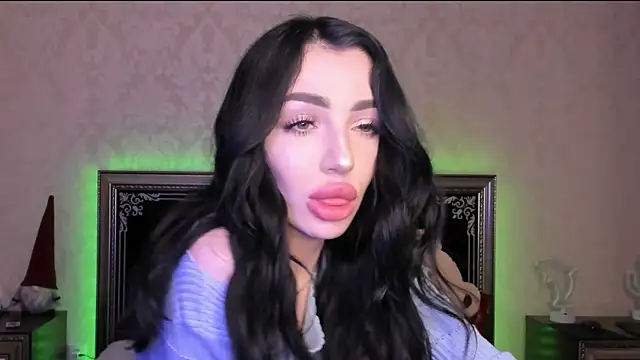 Snapshot of NancyLovee_ chatting on 03-20-25, 09:46 NancyLovee online show from 03-20-25, 09:46