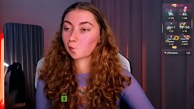 lady curls online show from 10-22-25, 09:47