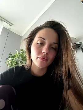 AmiLavs online show from 12-21-25, 11:28