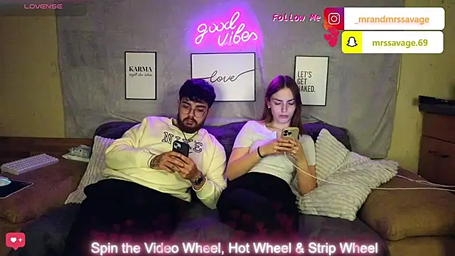 MrAndMrsSavage online show from 01-12-25, 08:25