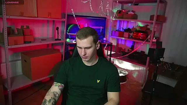 Snapshot of vance_rulez chatting on 02-19-25, 08:12 vance rulez online show from 02-19-25, 08:12