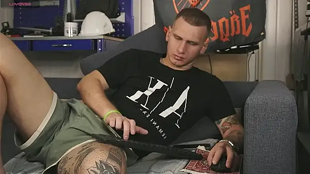 Snapshot of vance_rulez chatting on 09-11-25, 08:14 vance rulez online show from 09-11-25, 08:14