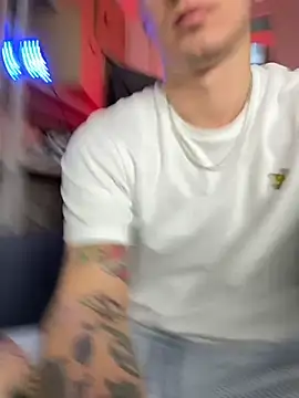 Snapshot of vance_rulez chatting on 10-08-25, 05:16 vance rulez online show from 10-08-25, 05:16