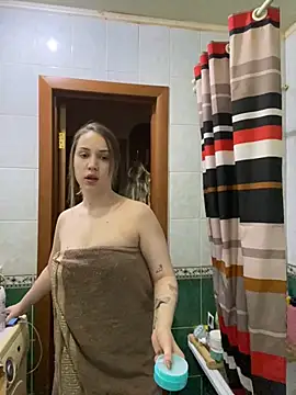 Snapshot of Emily_the_temptress_ chatting on 01-19-25, 04:04 Emily the temptress online show from 01-19-25, 04:04