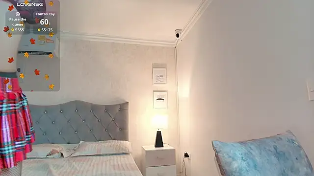 Snapshot of brooklove_doll chatting on 10-28-25, 08:22 brooklove doll online show from 10-28-25, 08:22