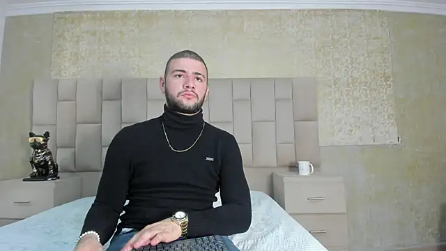 MaximusDick1  online show from 10-07-25, 04:20