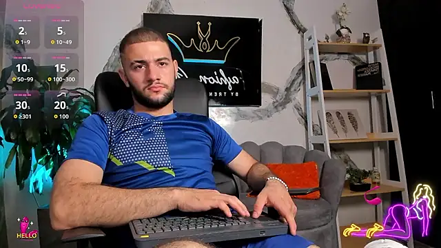 MaximusDick1  online show from 01-08-26, 04:26