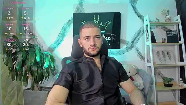 MaximusDick1  online show from 02-04-26, 12:00