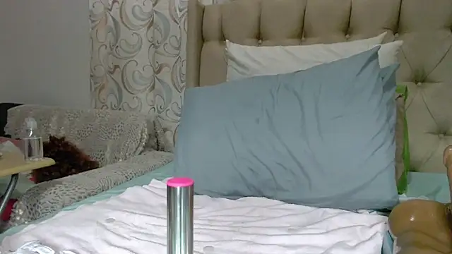 QUEENSHEBAxx01 online show from 02-26-26, 08:41