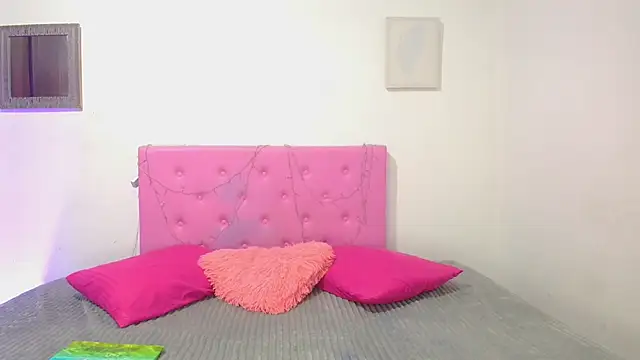 issa kitty online show from 02-01-25, 05:16