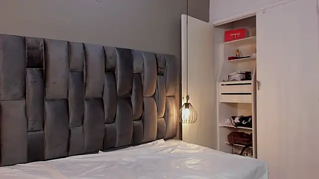 Lorena Vieira  online show from 02-08-25, 02:47