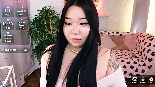 Snapshot of mei_honey_ chatting on 02-28-25, 05:59 mei honey  online show from 02-28-25, 05:59