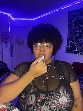 Snapshot of Ectorius chatting on 12-27-24, 01:22 Ectorius online show from 12-27-24, 01:22