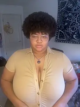 Snapshot of Ectorius chatting on 01-02-25, 10:33 Ectorius online show from 01-02-25, 10:33