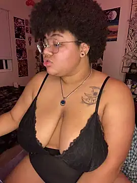 Snapshot of Ectorius chatting on 01-29-25, 04:26 Ectorius online show from 01-29-25, 04:26