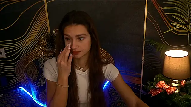 ValeryRoyale online show from 12-24-24, 10:55