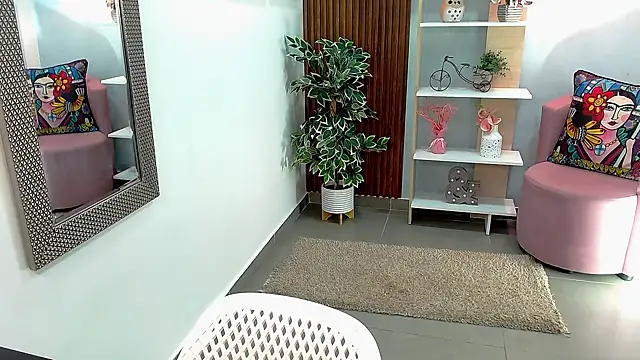 Dalila Sky online show from 03-12-25, 06:00