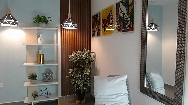 Dalila Sky online show from 02-11-26, 06:02