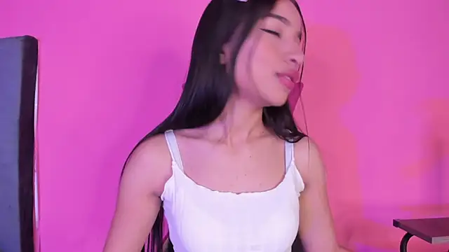 Snapshot of Mereo_leona chatting on 12-09-24, 11:13 Mereo leona online show from 12-09-24, 11:13