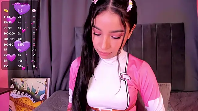 Snapshot of Mereo_leona chatting on 12-31-24, 05:11 Mereo leona online show from 12-31-24, 05:11