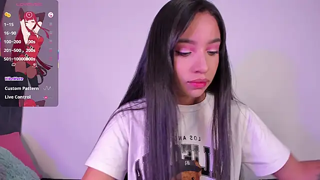 Snapshot of Mereo_leona chatting on 10-13-25, 10:54 Mereo leona online show from 10-13-25, 10:54