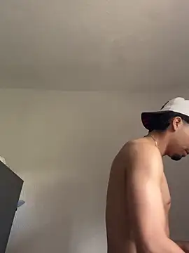 Snapshot of andy_0018 chatting on 12-15-25, 03:49 andy 0018 online show from 12-15-25, 03:49