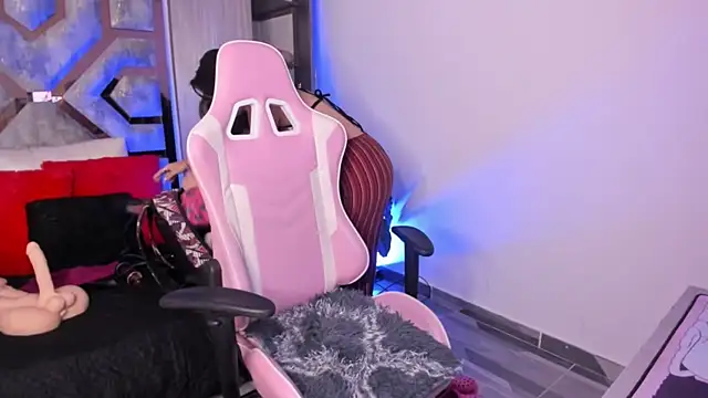 Snapshot of BRITHANY_SPARK chatting on 03-05-25, 08:10 BRITHANY SPARK online show from 03-05-25, 08:10