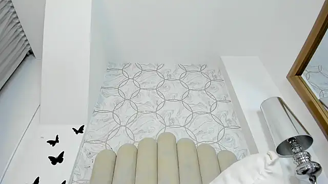 Snapshot of Foxy200__ chatting on 12-27-24, 12:07 Foxy200 online show from 12-27-24, 12:07