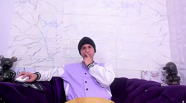 Im Milan Rs online show from 01-27-25, 10:49