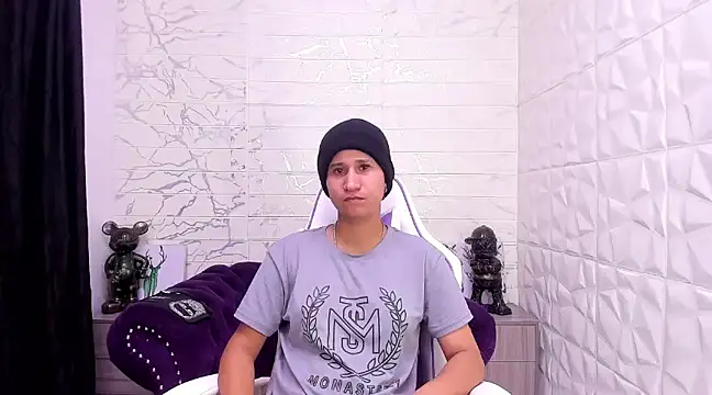 Im Milan Rs online show from 02-10-25, 12:08