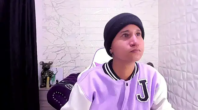 Im Milan Rs online show from 02-10-25, 03:13